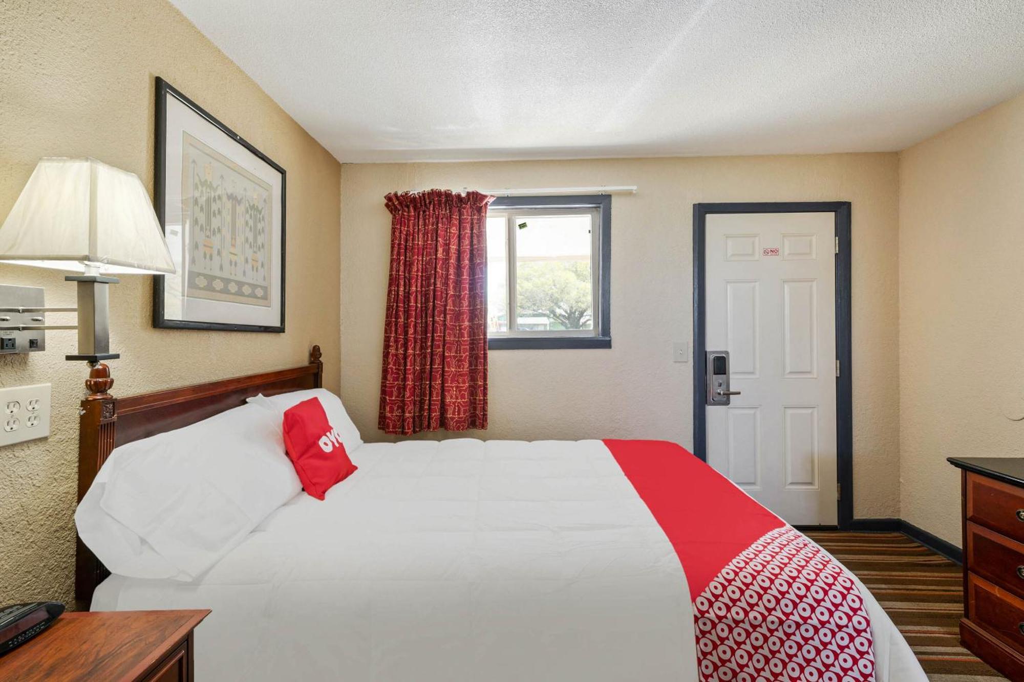 Oyo Hotel Luling Tx Downtown I-10/Us-90 מראה חיצוני תמונה
